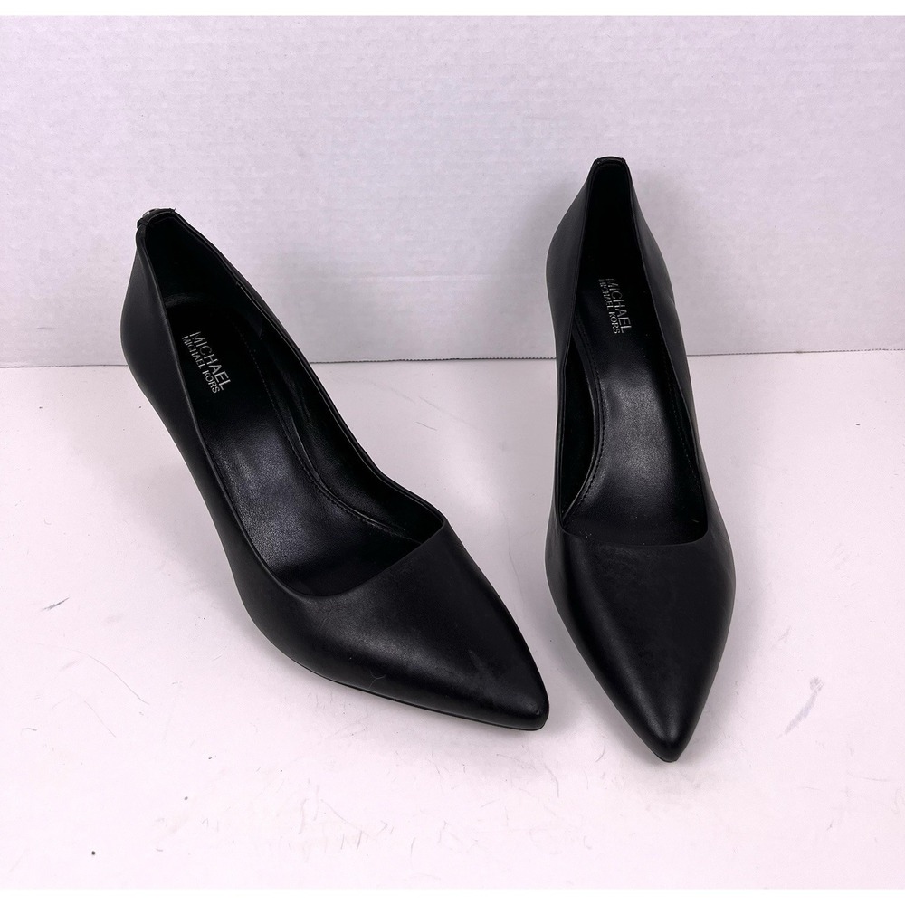 Michael Kors Black Leather Pointed Toe Heels 7.5M Classic Pumps Stiletto Career - Picture 2 of 9
